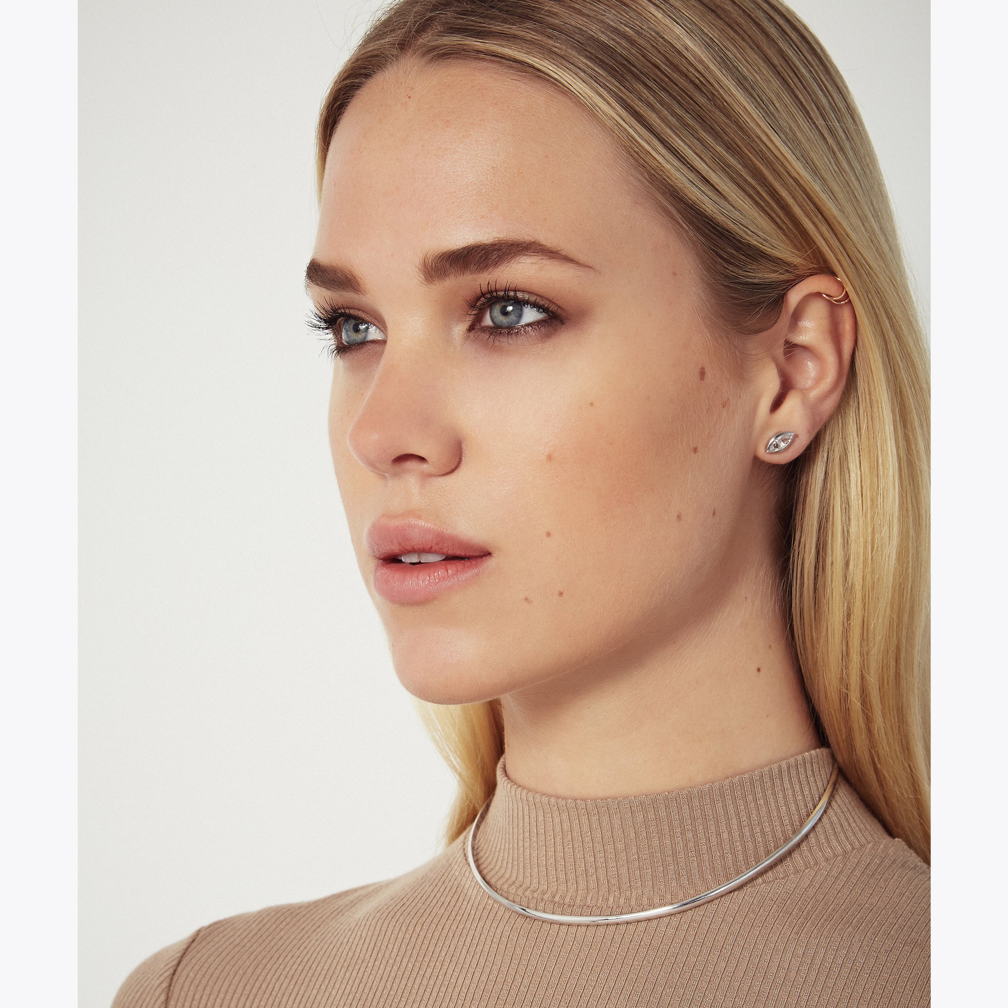 THIN STERLING SILVER CHOKER