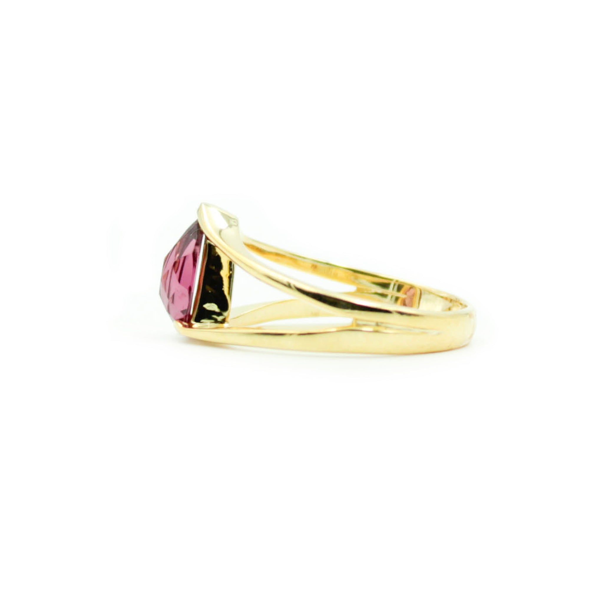 LOTUS RHODOLITE RING