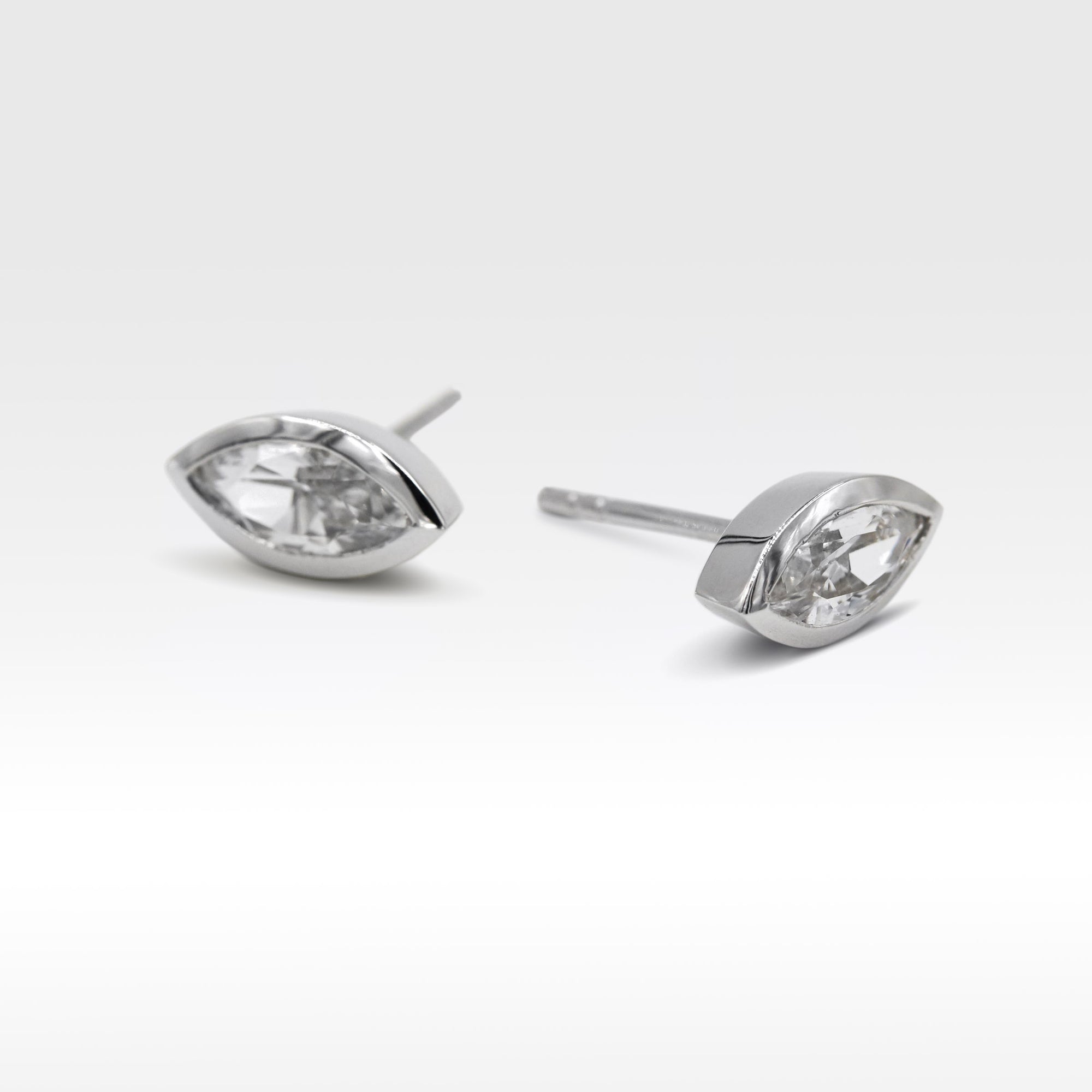 MARQUISE STERLING SILVER STUD EARRINGS