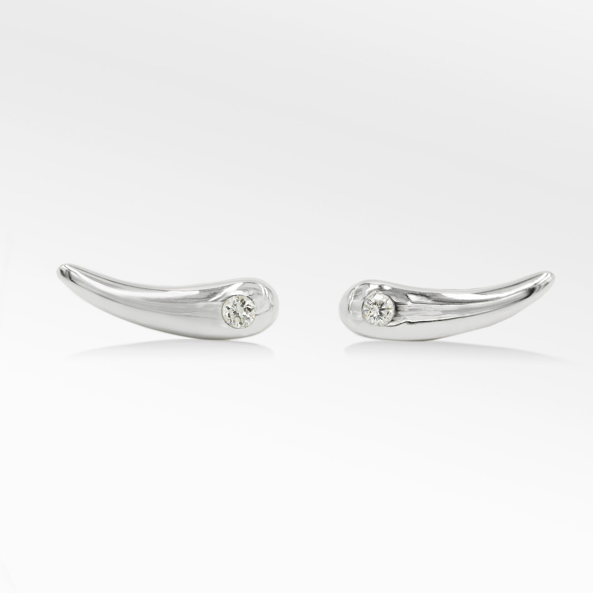 STERLING SILVER DIAMOND MINI EAR CLIMBER